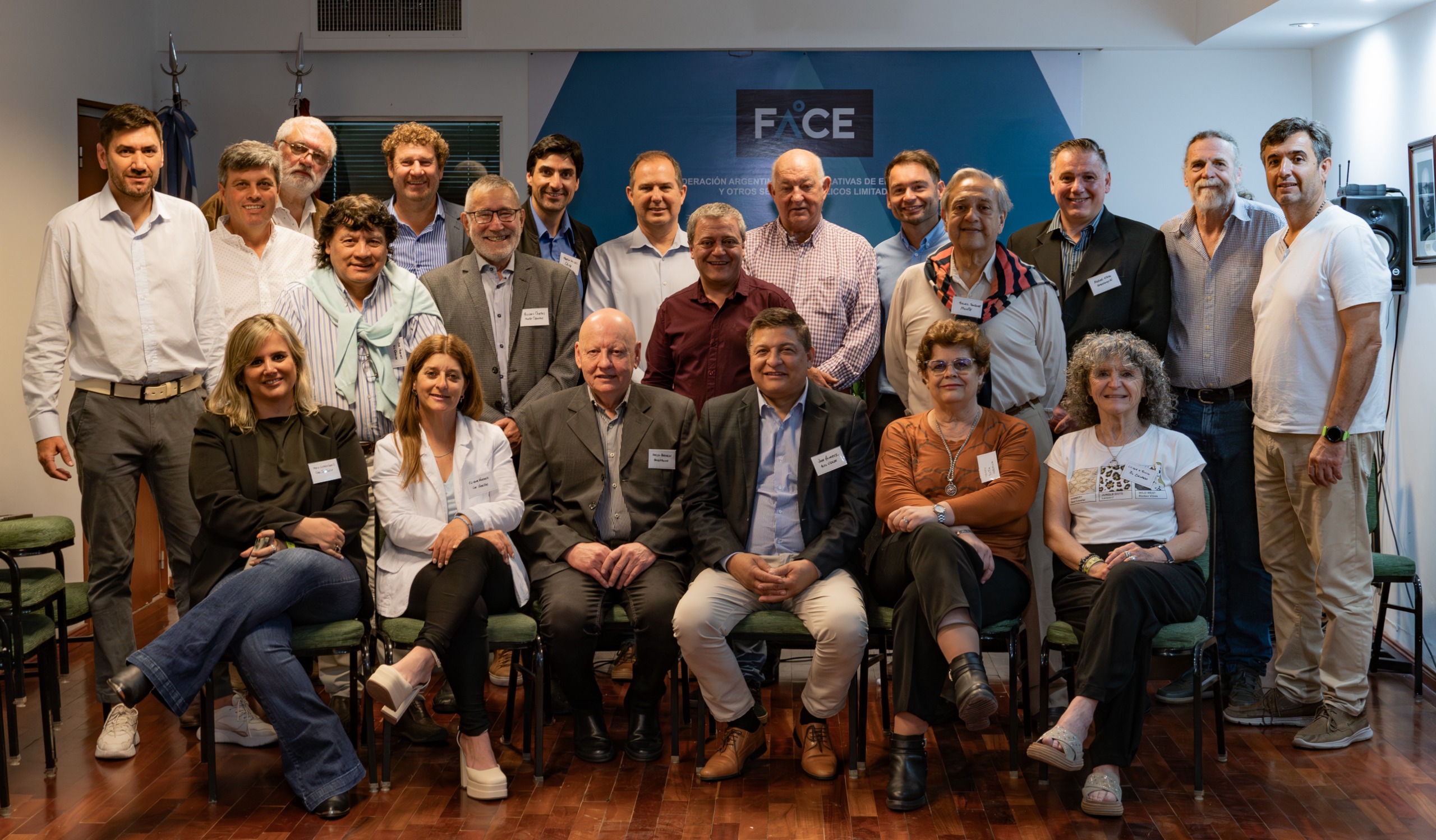 José Álvarez fue reelecto como presidente de FACE